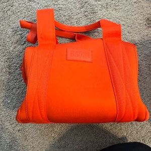 Dagne Dover Landon Small